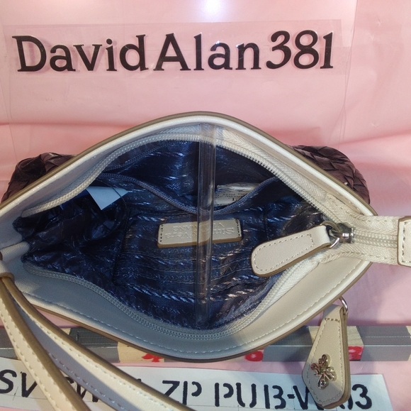 Simply Vera Wang Wristlet Purse - Picture 8 of 10